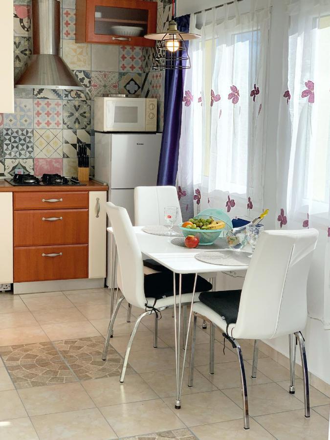 Apartment Helena Канфанар Екстер'єр фото